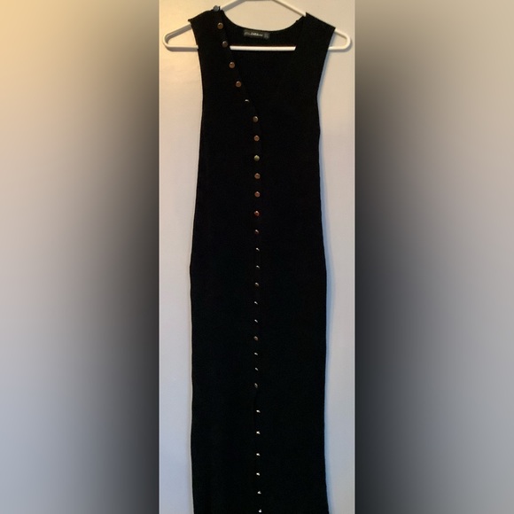 Sara Sara Dresses & Skirts - Brand New Zara slinky Black Dress